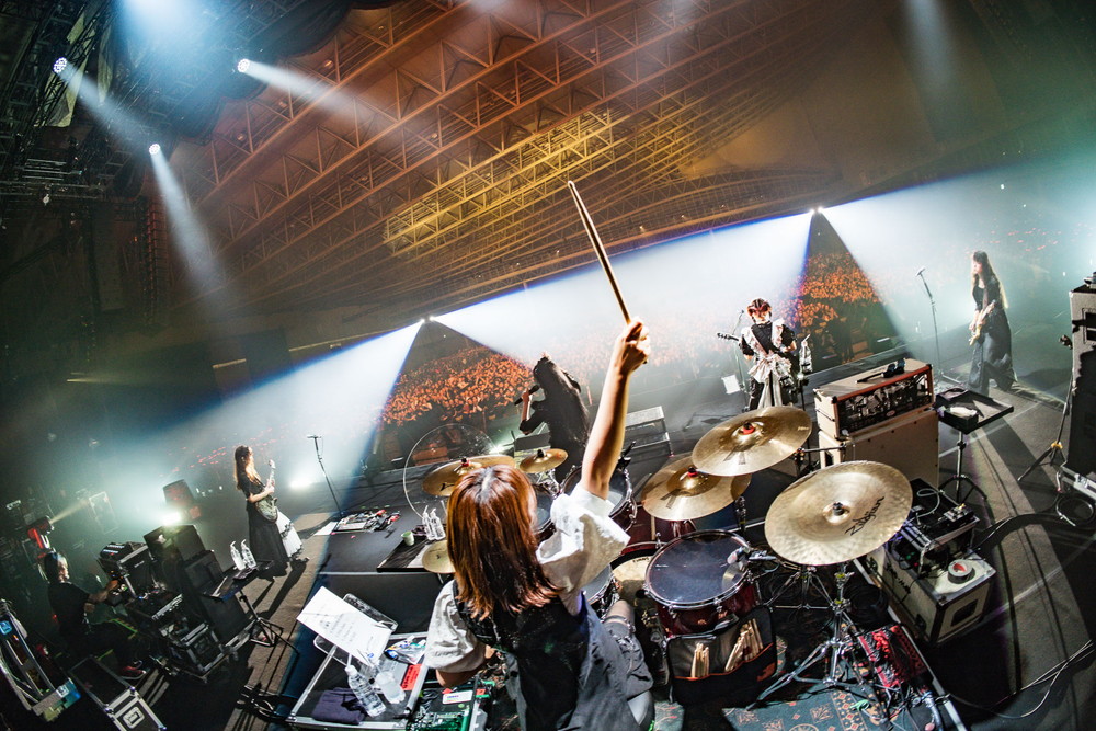BAND-MAID メガジャケ Band Maid Osaka Namba Hatch recap, SCOOOOP review, and Zilqy