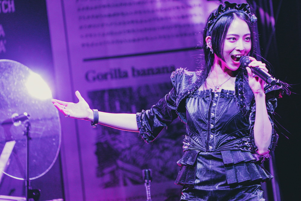 BAND-MAID メガジャケ Band Maid Osaka Namba Hatch recap, SCOOOOP review, and Zilqy