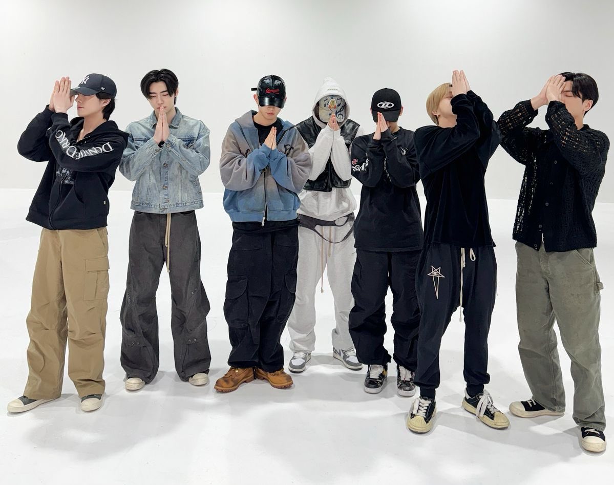 ทุกคนครับ ผมขอล่ะคนละ 1 เมนชั่น + 1 RT 🥺❤️‍🔥
ขึ้นที่ 1 แล้วขอแบบยาวๆเลยย มาเอารางวัลให้เด็กๆกัน 

I vote for #ENHYPEN on #2025MAMAVOTE