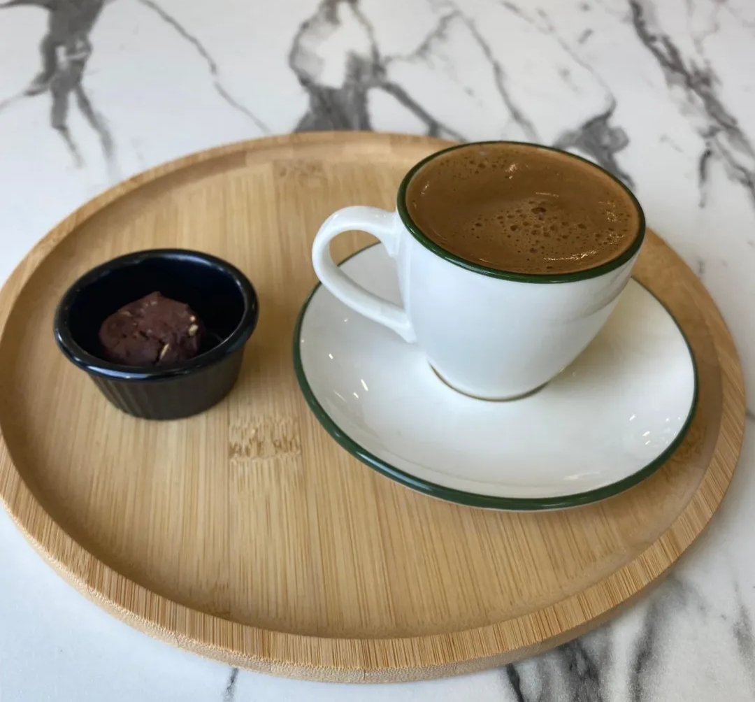 Geç başlayan, bol sohbetli #pazar kahvaltısı güzelliği ve 
Sonrası #kahve keyfi.