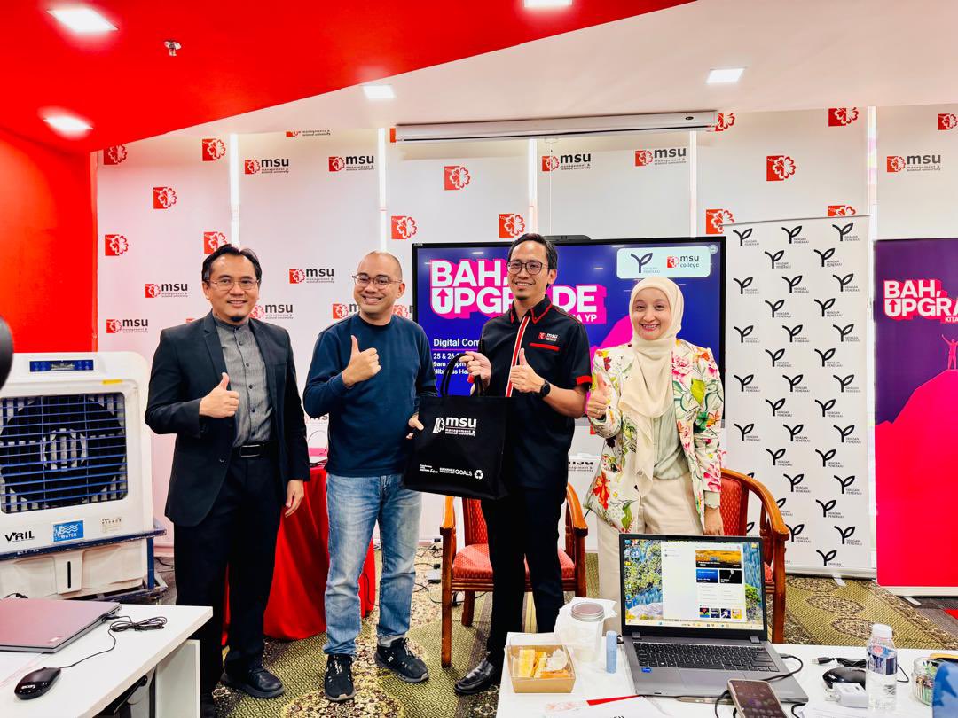 MohdShukriYajid's tweet image. A successful run of &apos;Bah Upgrade Kita: Digital Community&apos;, co-organised by @YayasanPeneraju with @msuacademy, empowering participants with data literacy and applied analytics skills for a stronger digital future. Kudos to the teams. @MSUmalaysia @MSUcollege #DigitalCommunity