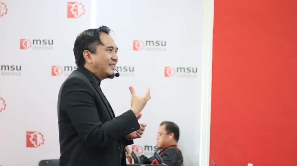 MohdShukriYajid's tweet image. A successful run of &apos;Bah Upgrade Kita: Digital Community&apos;, co-organised by @YayasanPeneraju with @msuacademy, empowering participants with data literacy and applied analytics skills for a stronger digital future. Kudos to the teams. @MSUmalaysia @MSUcollege #DigitalCommunity