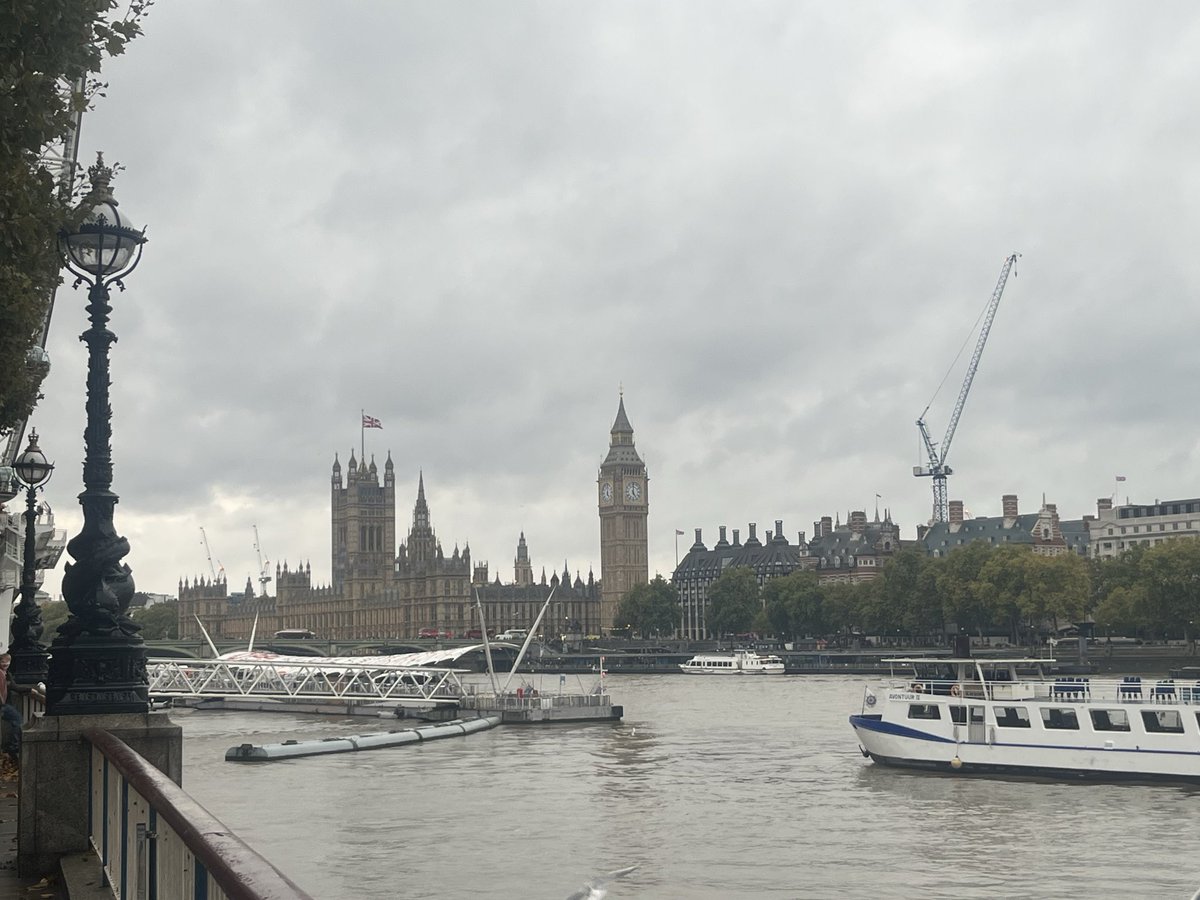 Türkiye 🇹🇷 ile Birleşik Krallık arasındaki saat farkı 3 oldu 😊

Huzur dolu bir pazar günü diliyorum 🙏