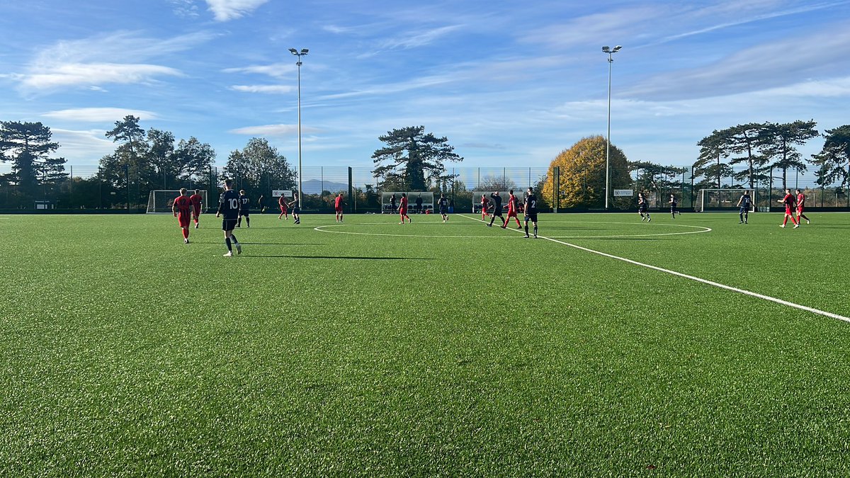 DCUnitedWorcs's tweet image. Back to the league business today. It’s goalless after 15 against Catshill at the DoaDC. We’ve an early enforced sub. 

➡️ MPR 
⬅️ Goddard

🔴 0-0 🔵⚪️ | #DoItForDomo