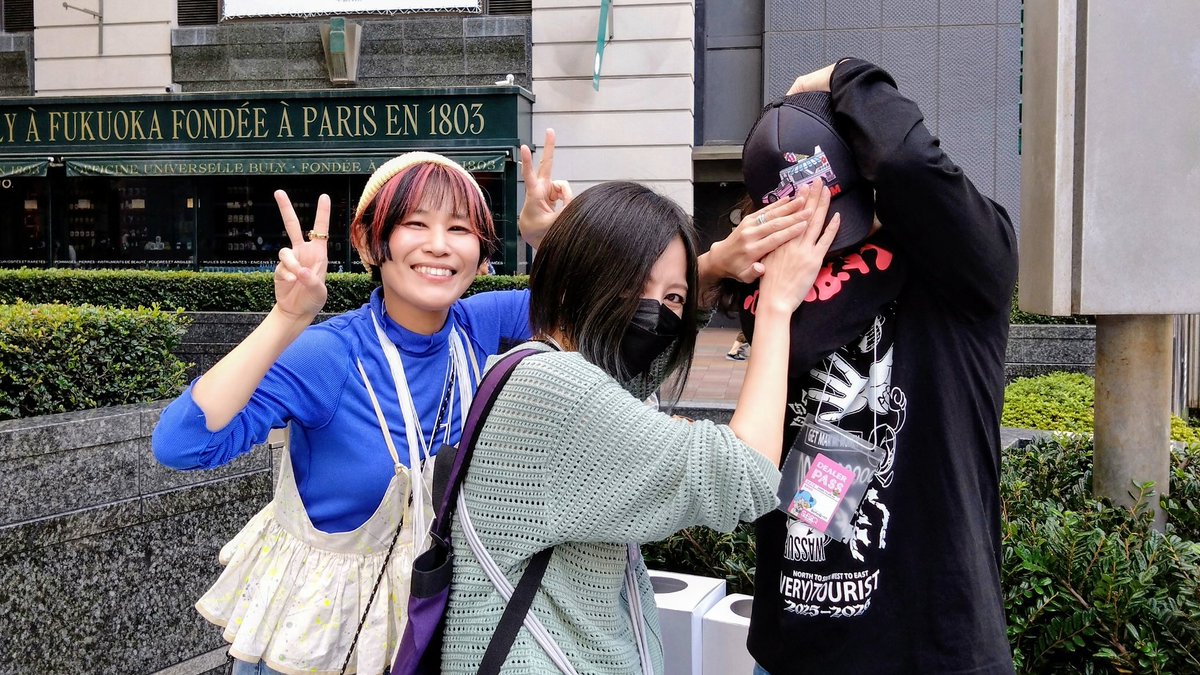 mikazukimasa's tweet image. sofviQお疲れ様でした！！✨

ご参加頂いたアーティストの皆様！！
朝から並んでくださったお客様！！
主催して下さった
のりかさん！！デイドリ兄さん！！
皆さま本当にありがとうございました😭❣️

今回スタッフとして参加させて頂き
沢山の方とお話が出来て
とてもとても幸せでした！！✨　↓