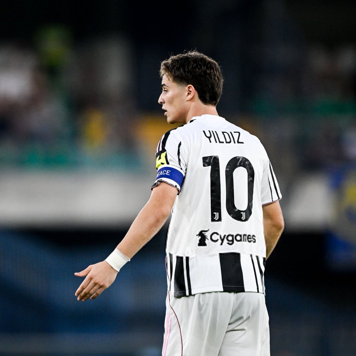 ❗️Kenan Yıldız's no.10 shirt is top seller at Juventus. He's the