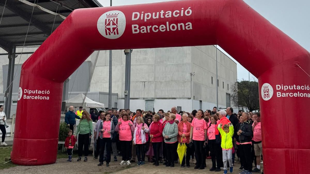 🏃‍♀️💗 Més de 1.000 persones, una sola causa: avançar en la recerca del #càncerdemama lobular.

La #PinkRunPalau recapta 11.325 € per al Grup de #CàncerdeMama del <a href="/VHIO/">Vall d’Hebron Institute of Oncology (VHIO)</a>.

Gràcies #SinTetaHayParaiso i <a href="/palauplegamans/">Ajuntament Palau-solità i Plegamans</a> per sumar esforços i cor un any més! 💕

#mamaVHIO