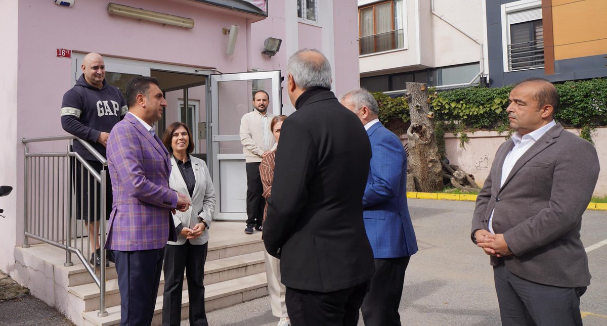 🔺️Millî Eğitim Müdürümüz Murat Mücahit Yentür, Kadıköy Halk Eğitimi Merkezimizi ziyaret ederek eğitim yöneticileri, usta öğreticiler ve kursiyerler ile bir araya geldi.

<a href="/tcmeb/">Millî Eğitim Bakanlığı</a> <a href="/Yusuf__Tekin/">Yusuf Tekin</a> <a href="/MucahitYentur/">Murat Mücahit Yentür</a>