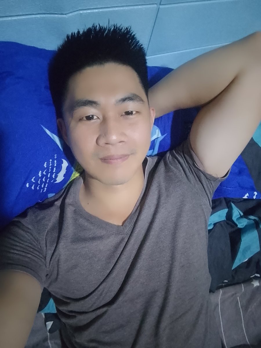 Robisuares's tweet photo. good night 😁
#baguio #home #bed https://t.co/AY33QSVZd0