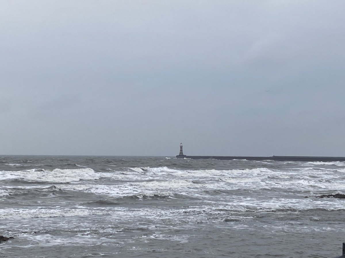 gooutdancing32's tweet image. Sunday🌊🤧🧤🧣