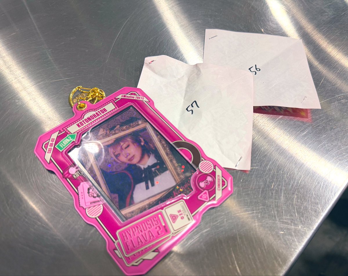 急遽推しが出るライブに参加できて!!!(当日🎫)
ゆーぽめと一緒に目に焼き付けてきた!!!
この世の全てに感謝…😭🙏✨️ 