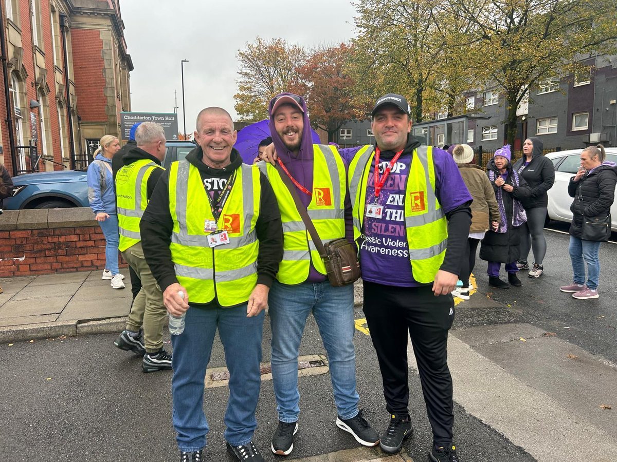 RRR_LUF's tweet image. Walking for Change 🚶♀️💜

A few more moments from the DV Awareness Walk in Oldham...amazing turnout, powerful messages, and community unity shining through.

#DVAwareness #CommunityTogether #SupportAndStrength