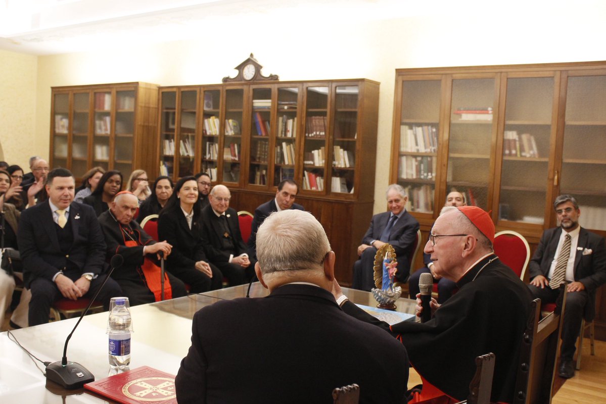 Audiencia con el cardenal Pietro Parolin de los miembros de la Academia de Líderes Católicos, reunidos en Roma para el X Diplomado en Doctrina Social de la Iglesia