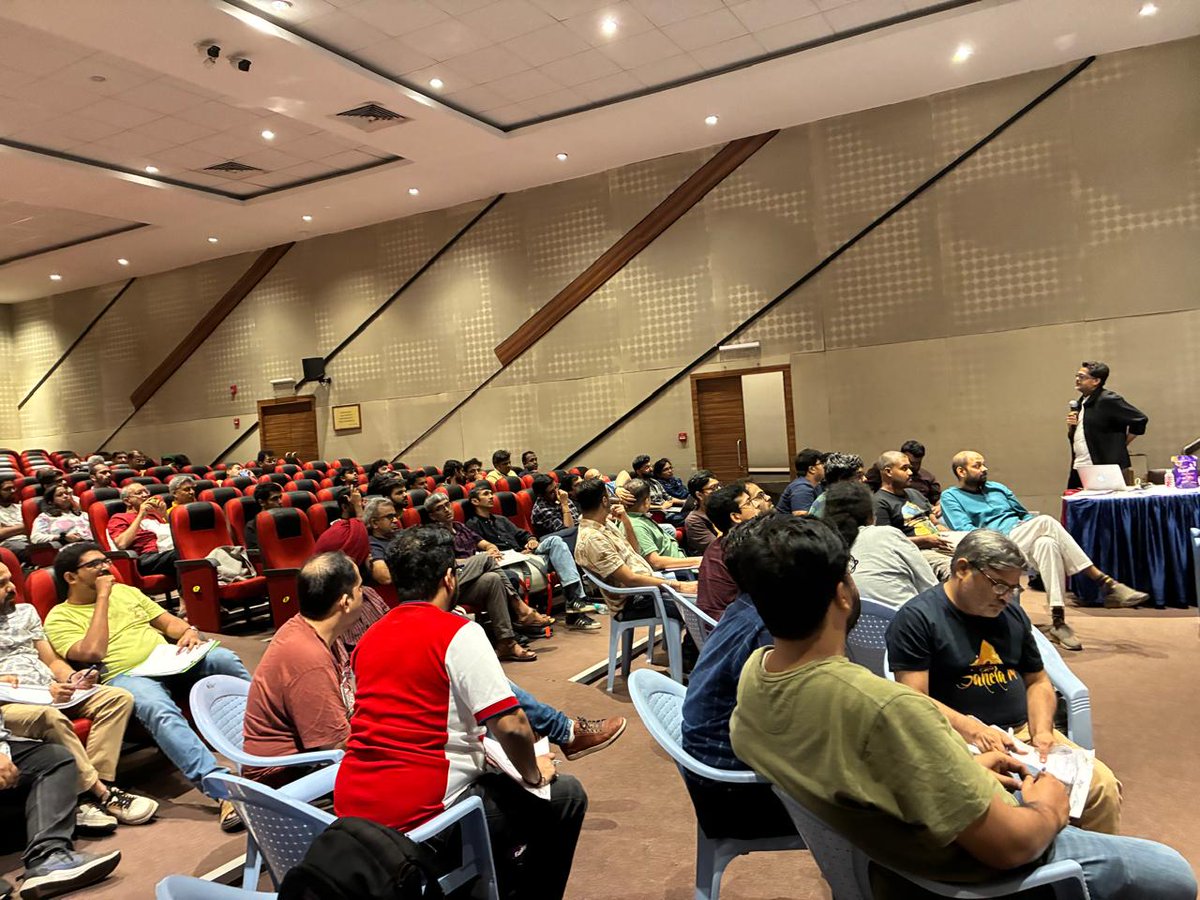 KCircleQuizzing's tweet image. Open Quiz Finals have started