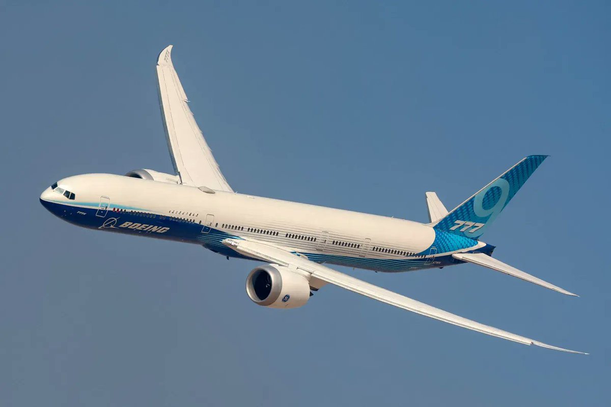 wingXaviation's tweet image. 🚨Most Advanced Commercial Aircraft:

🇪🇺Airbus A350 
🇺🇸Boeing 787
🇺🇸Boeing 777X 
🇪🇺Airbus A321XLR
🇨🇳COMAC C919
🇧🇷Embraer E195-E2
🇪🇺Airbus A220-300
🇷🇺Irkut MC-21
🇪🇺Airbus A330neo
🇪🇺Airbus A380
🇪🇺Airbus A320
🇺🇸Boeing 737