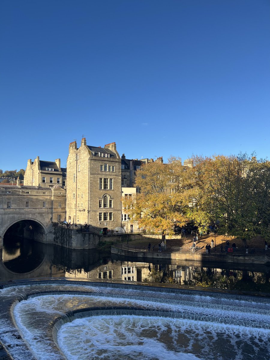 axeleric's tweet image. Uk’s weather emang agak rada-rada