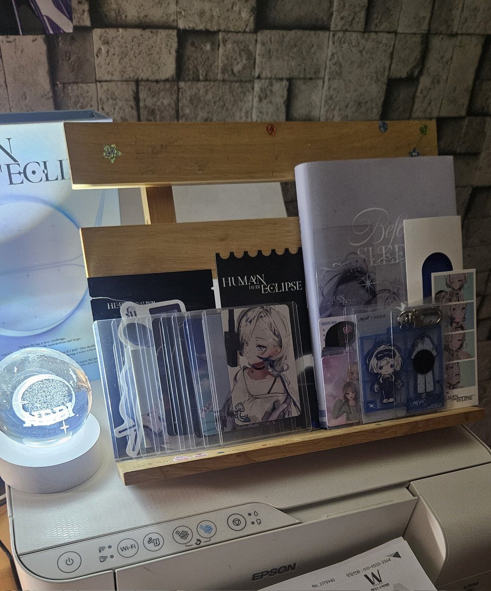 ocean32225142's tweet image. #hebi_goods #HumanEclipse #hebi 
첫 굳즈가 헤비여서 좋고 원하는거 나와서 더좋다