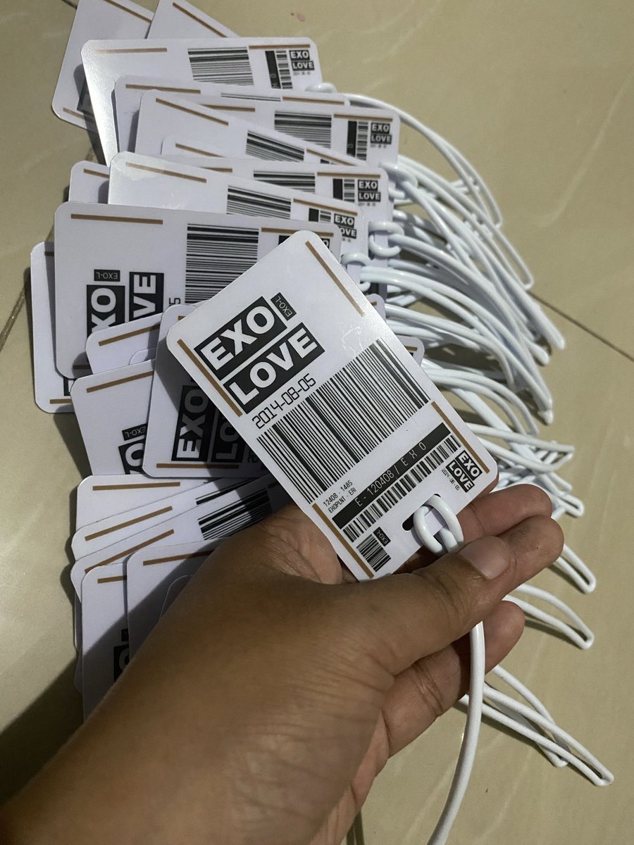 kpopandadavao's tweet image. 🎉 NEW ITEM - CUSTOMIZED BAG TAG🎉
* any design will do
* standard size

🛒To order, send us a message
#customize #print #giveaways #freebies #personalize #bagtag #tag