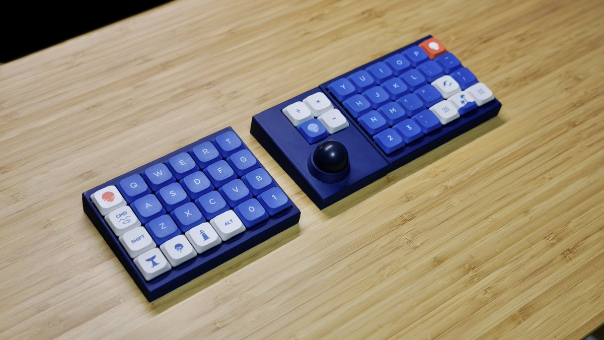 トラボ完成！！
Keyboard: AIDABALL &amp; PEKS48
Switch: Kailh SPRING MINI
Keycap: Nuphy Shiokaze nSA Dye-sub PBT
#KEEB_PD #KEEB_PD_R273 #自作キーボード #分割キーボード