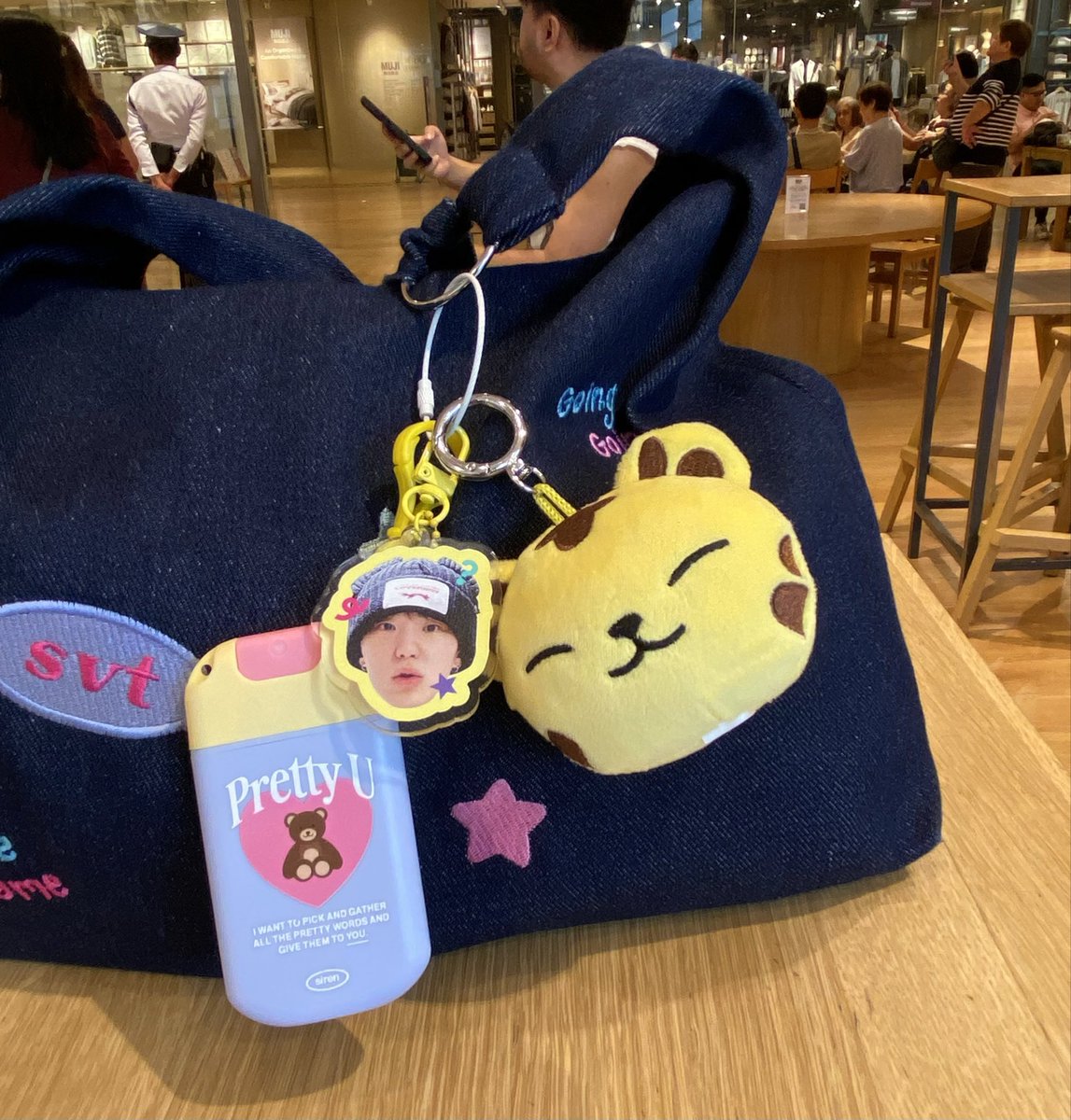 ఇ ◝‿◜ ఇ tweet media