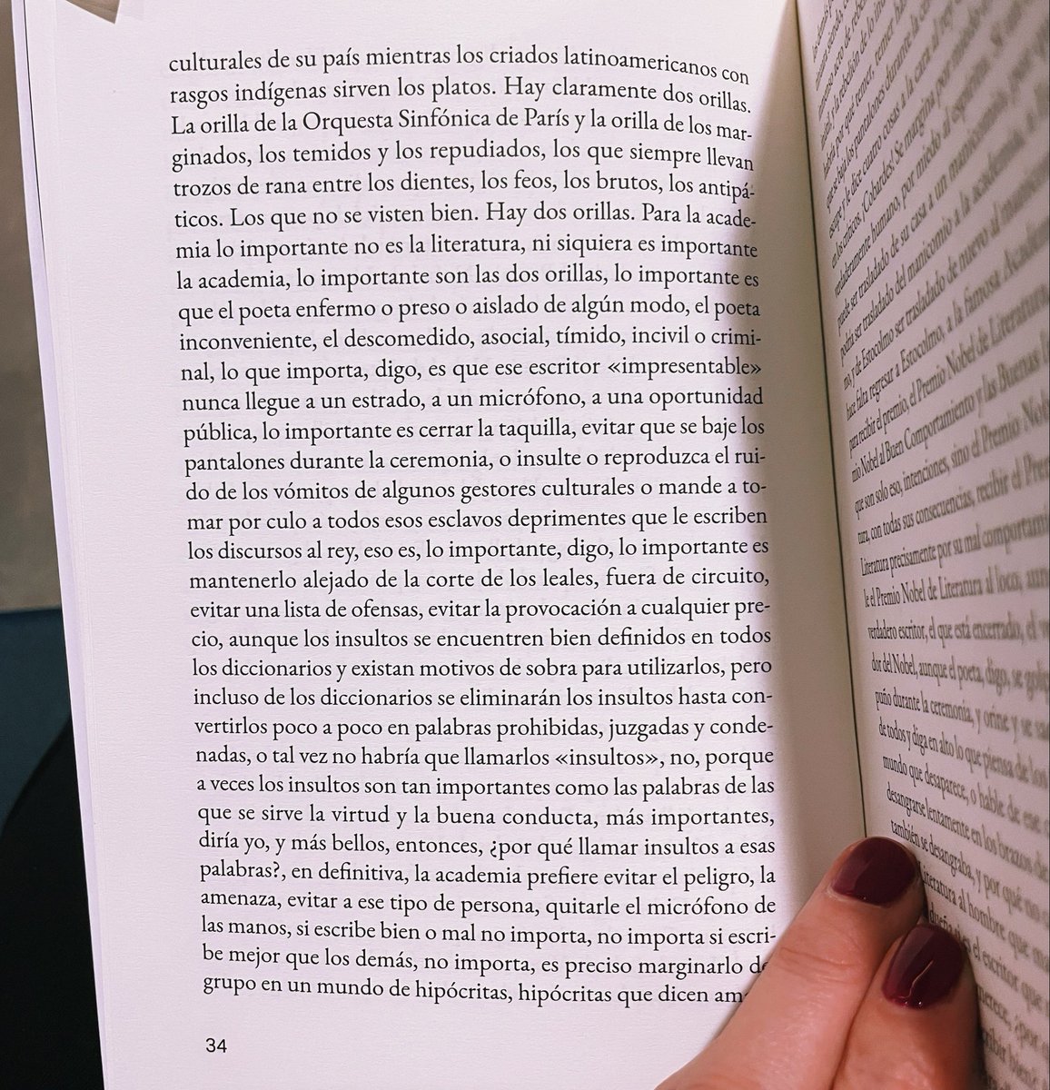 Hay que tener mucho estómago (mucho de verdad), pero lo recomiendo con violencia. Impresionada y maravillada y asqueada.

Angélica Liddell en <a href="/MALASTIERRAS_ED/">MALASTIERRAS</a>.