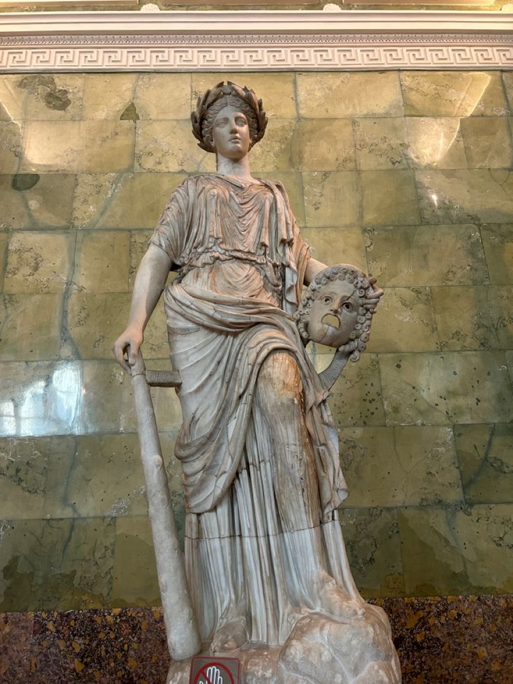 Hellenist ☀️🏺⚡️ tweet media