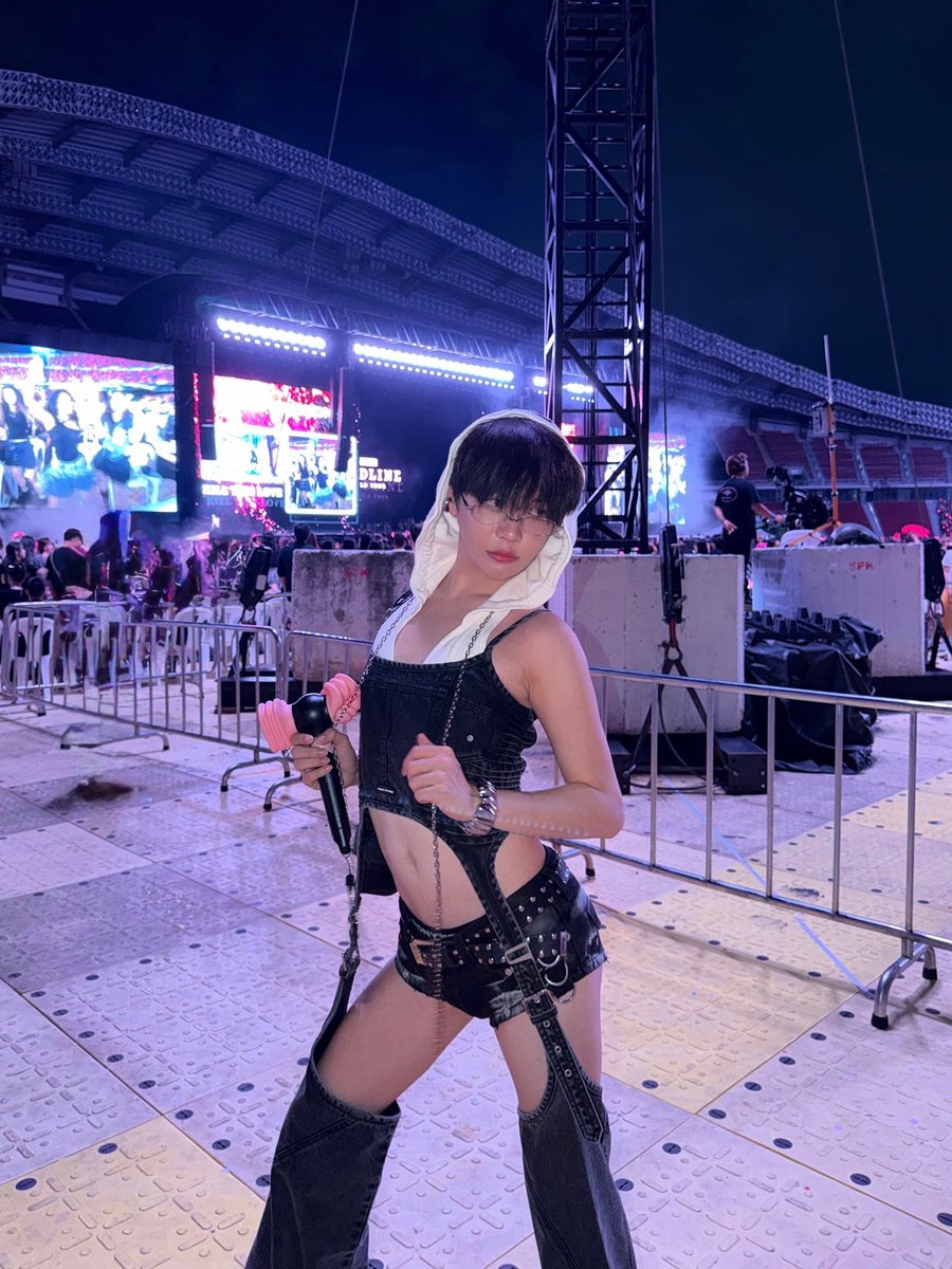 cooheartt's tweet image. I'm here for u onnie🖤🩷#cooheart