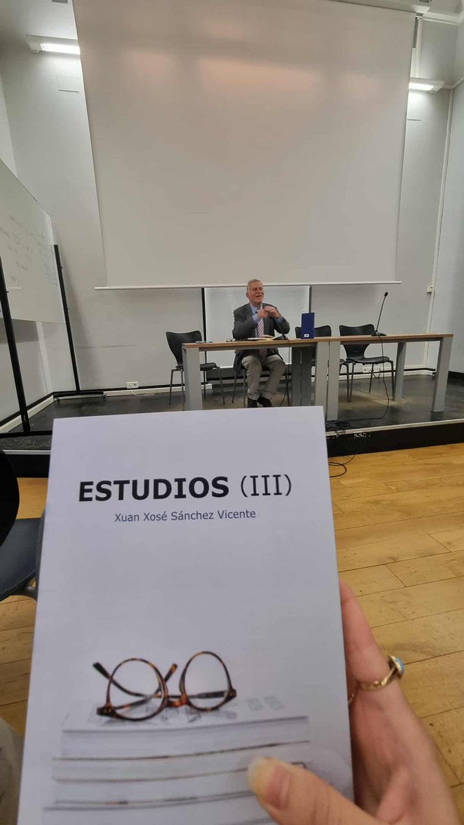 Presentción d'Estudios III

El 20/10/2025, en Xixón.

Semeyes de Llara González Suárez, qu'ella me manda.

Gracies.