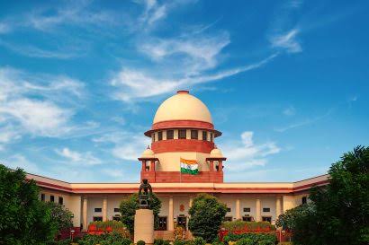 arunpudur's tweet image. 🚨 Supreme Court REFUSES to BAN Child Marriage BAN to all faiths, REJECTING the Centre’s plea to enforce the Prohibition of Child Marriage Act (PCMA) over personal laws.
Mi Lords are so sacred of STSJ gang. Such a shameful collegium appointees. Time to revamp Judiciary.