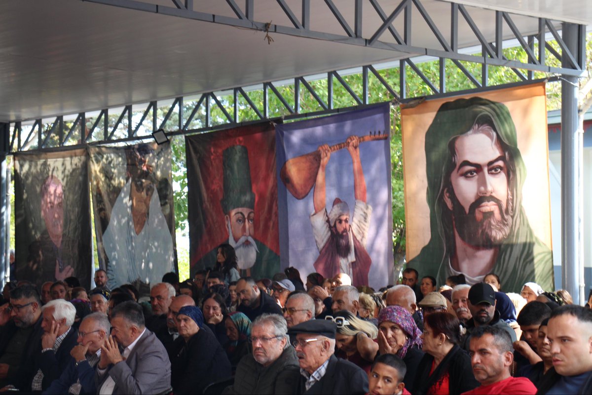 📍Pazarcık / Narlı - Elif Ana Türbesi

Cumhuriyet Halk Partisi Gaziantep İl Başkanımız Sayın Vakkas Acar ile birlikte ; Pazarcık Narlı’da bulunan Elif Ana Türbesi’ndeki, Elif Ana Anma Töreni’ne katıldık.

Birlik, hoşgörü ve sevginin simgesi olan Elif Ana’nın öğretileri;