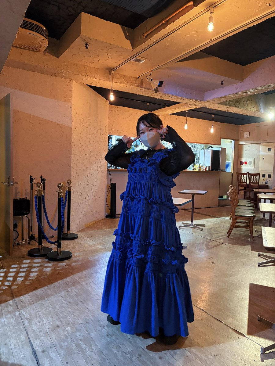 日向文|hinat(a)ya 🕊🦅 (@hinataya0320) on Twitter photo /
 2025.10.26
 BLUE Enoshima pre.
 #日向文 江ノ島サンセットライブ
 Thank you🪽
\
雨の江ノ島、降ったり降らなかったりの中いらした皆様ありがとうございました。日向文っぽい天気だったね。
海がキラキラしてなかったので日向文の目元をキラキラさせておきました。 /
 2025.10.26
 BLUE Enoshima pre.
 #日向文 江ノ島サンセットライブ
 Thank you🪽
\
雨の江ノ島、降ったり降らなかったりの中いらした皆様ありがとうございました。日向文っぽい天気だったね。
海がキラキラしてなかったので日向文の目元をキラキラさせておきました。