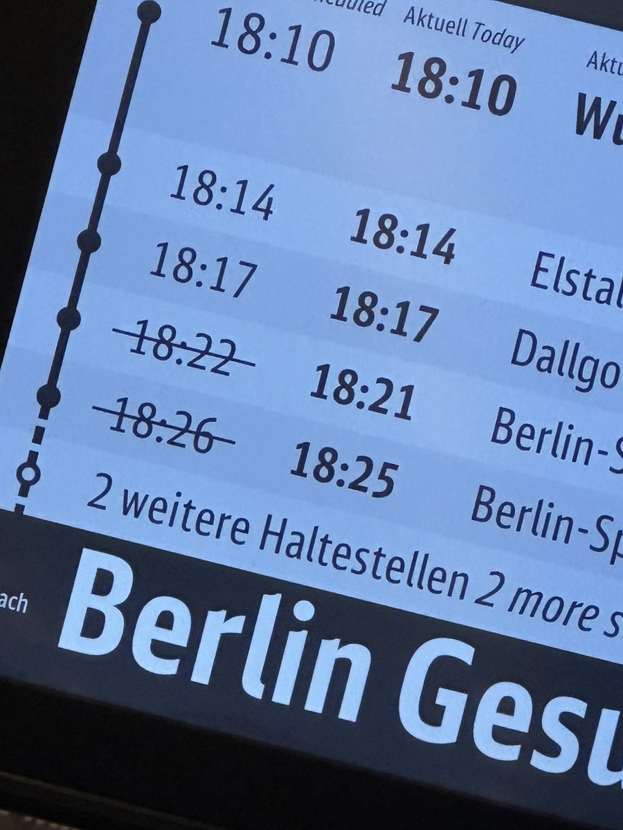 stacy (@takeabooow) on Twitter photo 