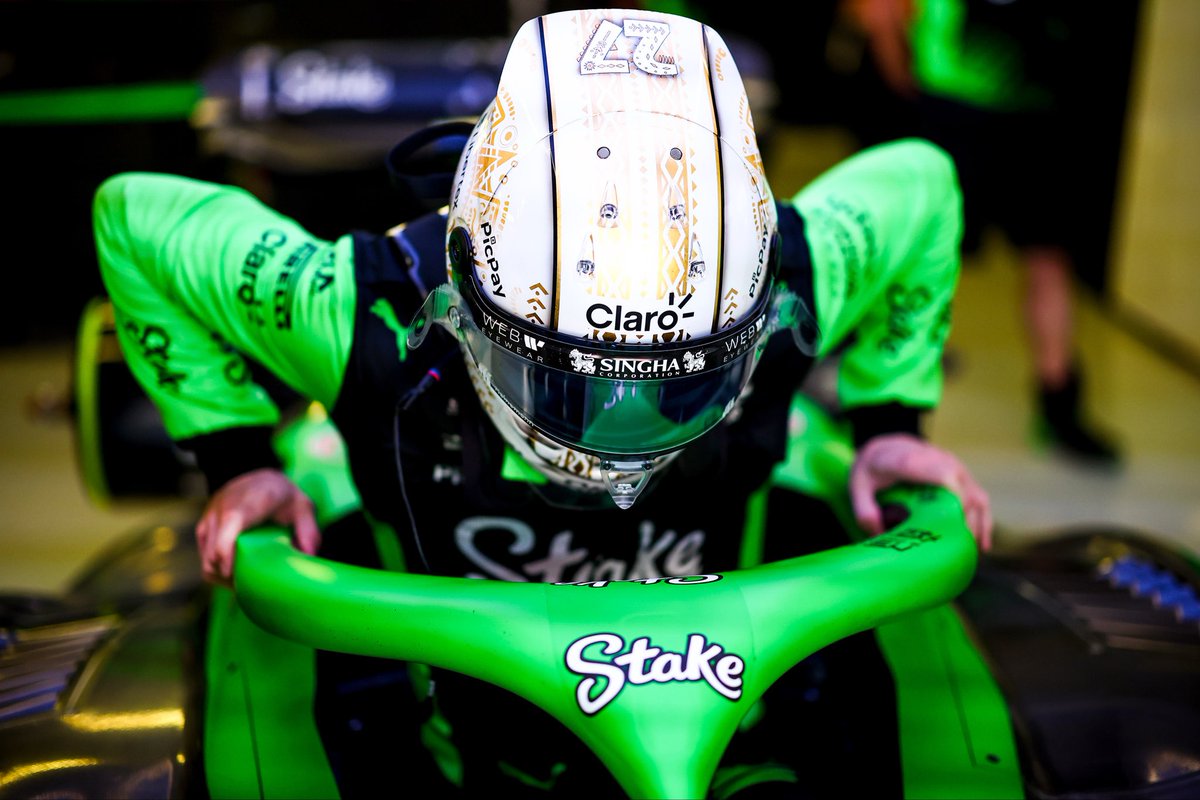 AdminByRequest's tweet image. ALL SET FOR BATTLE 🇲🇽 🌯 👊 
Update from the Mexico City Grand Prix, where @HulkHulkenberg will start Sunday’s 71-lap Formula 1 race from 13th on the grid. The German driver was knocked out in Q2 after an extremely close qualifying session at the Mexican circuit.
“I’m not super…
