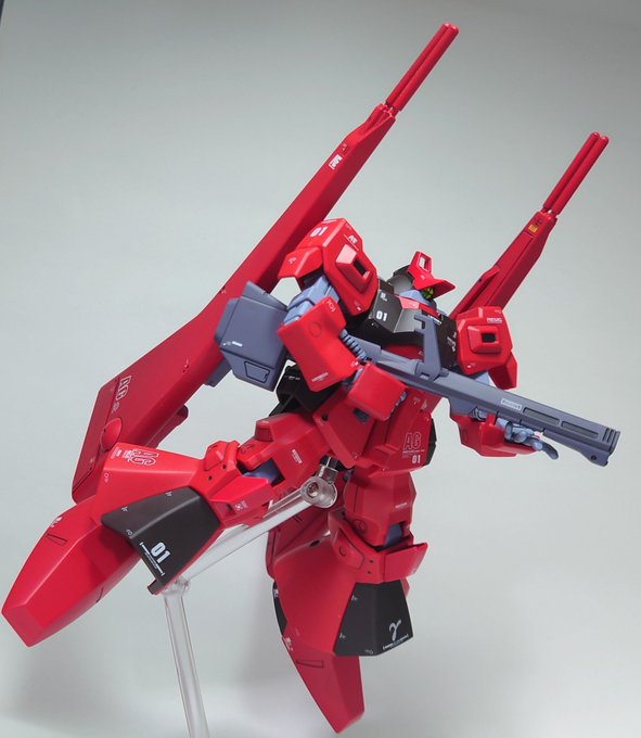 [HGUC リック・ディアス 第六種兵装]
別名 シュツルム・ディアス
ビームカノンを内蔵した複合モジュール、試作型グライバインダーを装備。
これまでの兵装の中で最も優れた評価を受け、後にRMS-099Bと形式番号を改めて正式採用される。 