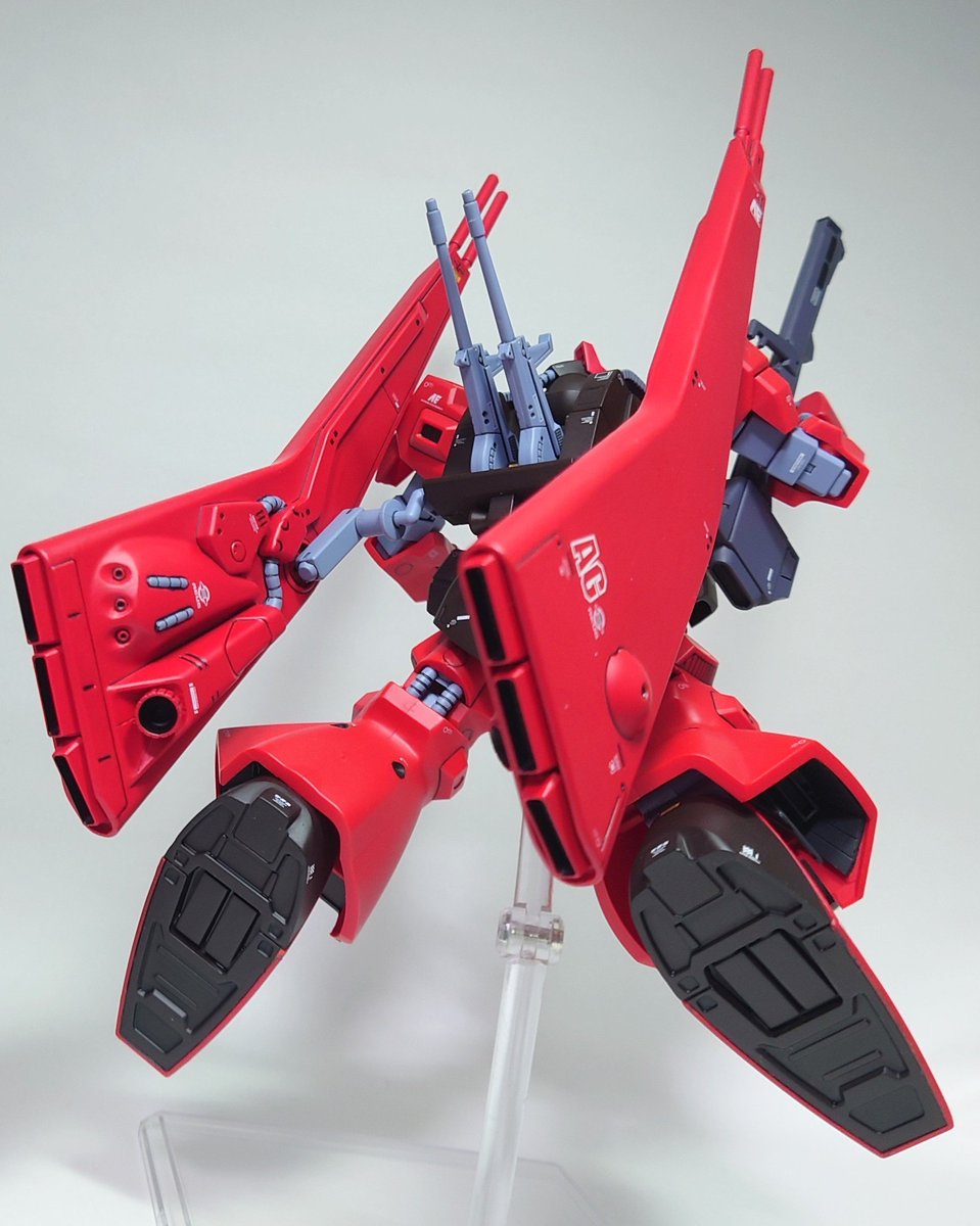 [HGUC リック・ディアス 第六種兵装]
別名 シュツルム・ディアス
ビームカノンを内蔵した複合モジュール、試作型グライバインダーを装備。
これまでの兵装の中で最も優れた評価を受け、後にRMS-099Bと形式番号を改めて正式採用される。 