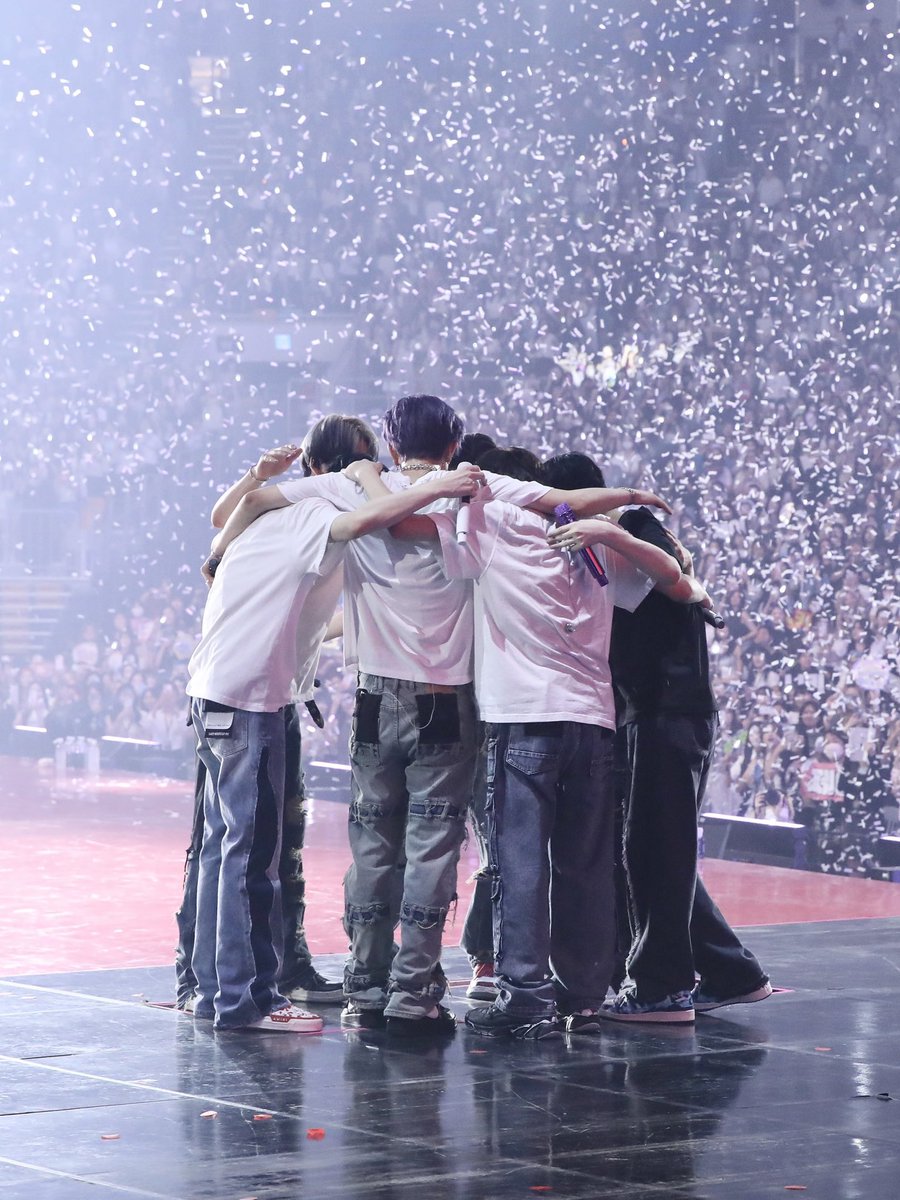 rikittalgi's tweet image. 2022 → 2023 → 2024 → 2025
MANIFESTO → FATE → FATE PLUS → WALK THE LINE

22년 9월~25년 10월 3년간 4회 투어 총 96회 공연이라니.. 이제 진짜 다 끝났다아아
우리 이픈이 그동안 정말 너무너무너무너무너무너무너무 수고 많았어 🫳🫳🫳🫳🫳🫳🫳