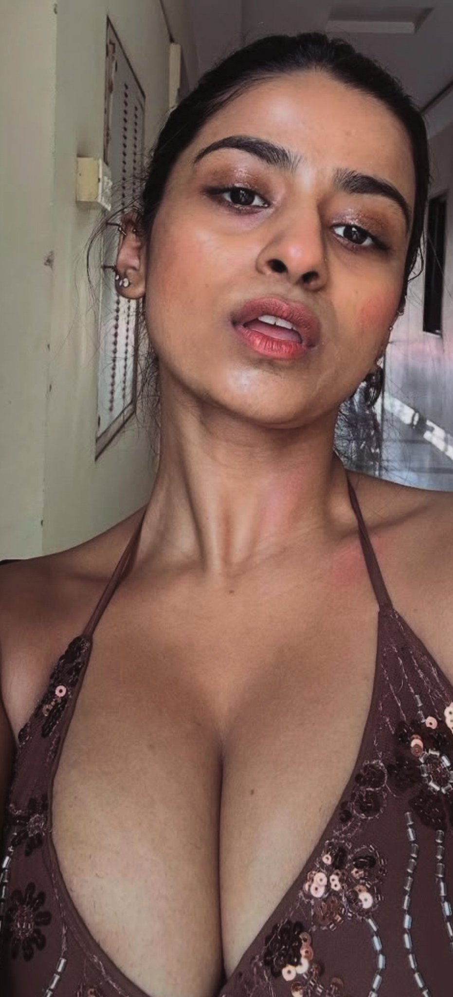 G4LjYt1WoAAOxPI?format=jpg&name=large