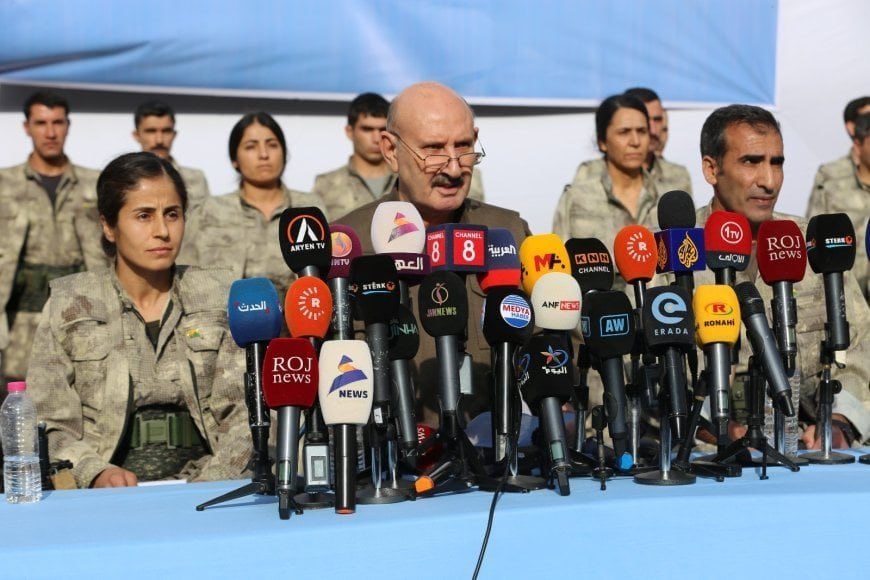 Rojava_Post's tweet image. Do you think we will witness a development in #Kurdish-
#Turkish relations after the #PKK request for the 
withdrawal of its forces from southern #Türkiye?
#Rojava_post