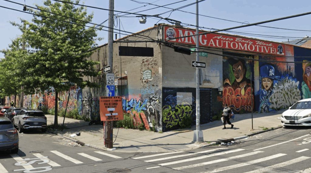 Permits Filed for 1563 Boone Avenue in Crotona Park East, The Bronx newyorkyimby.com/2025/10/permit…