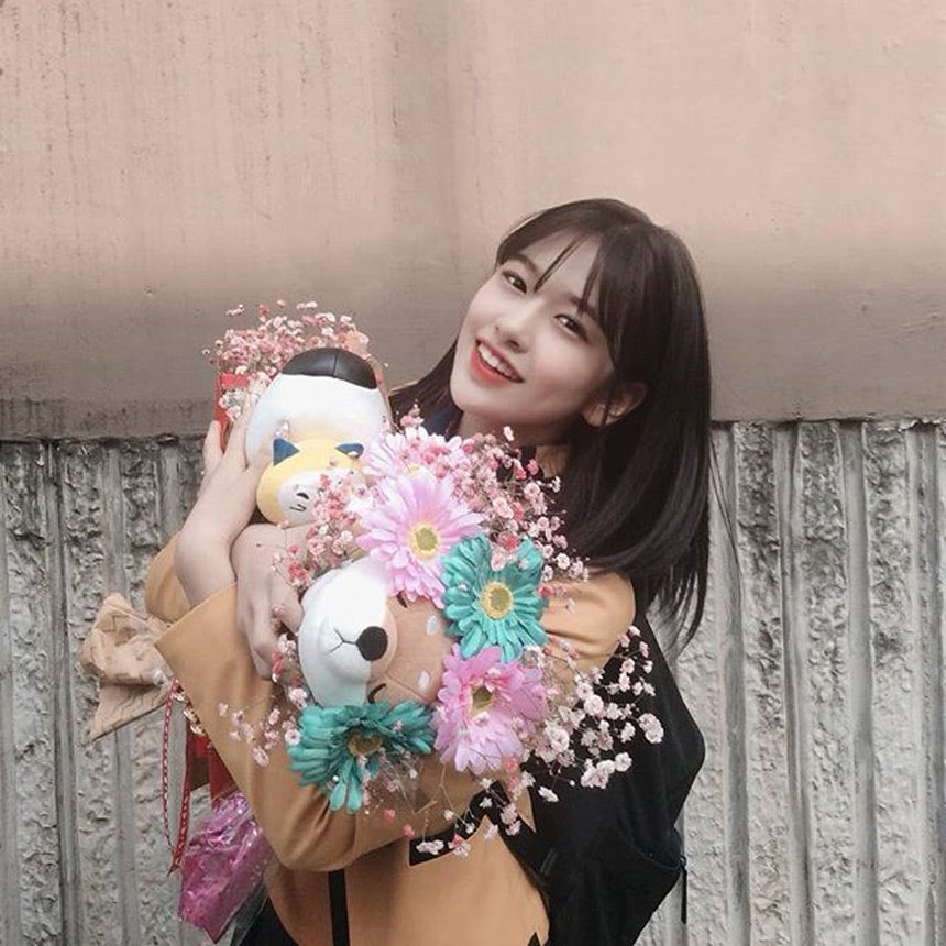 yujintwo's tweet image. 6 years later 😭😭🫳🫳