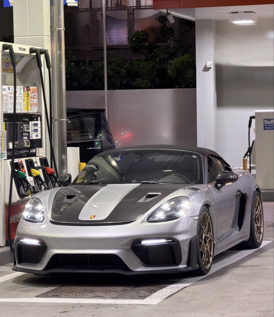 porsche_carlife's tweet image. 雨上がり、出動！

#718SpyderRS #SpyderRS