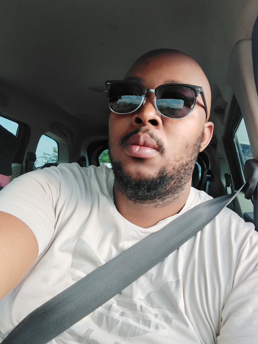 papa_letso's tweet photo. Malume https://t.co/eFBqzElx7X
