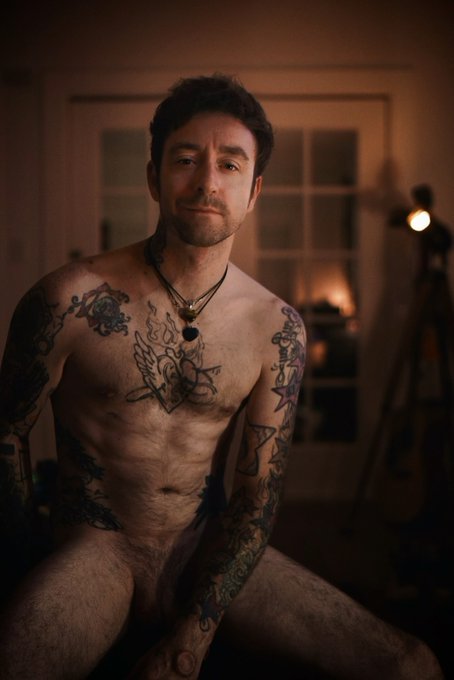 Chris Saint - Onlyfans / ManyVids