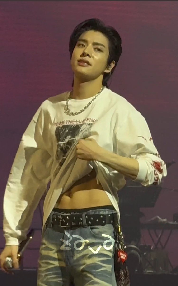 simjxk's tweet image. ????????