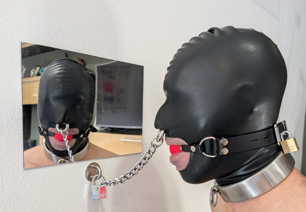 Sunday meditation time for the slave. For every time during the week that he misbehaves i shorten that chain by one link 😈
He surely learned to obey this way.