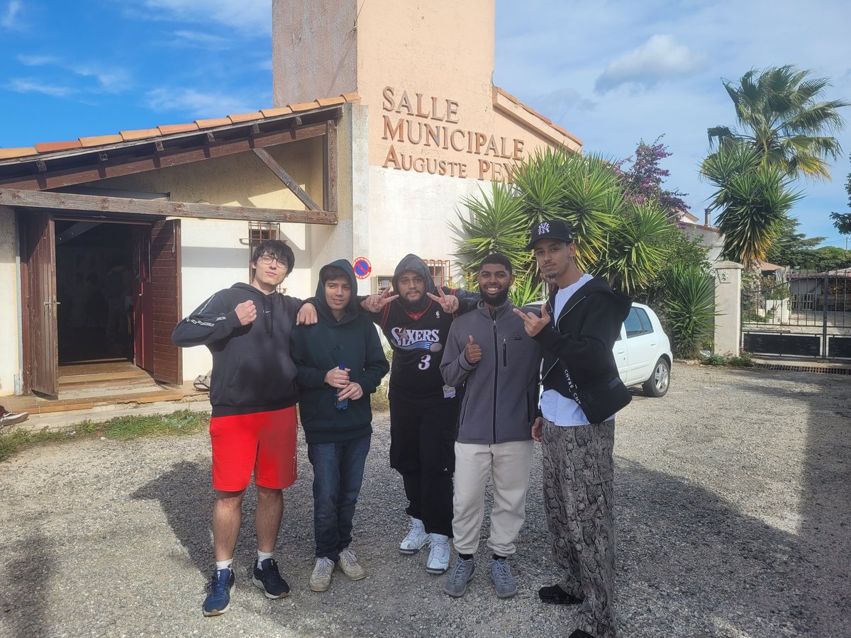 TPM ON FIRE A P2B!! Il manque que toi <a href="/SparkSpiegel/">Spark</a>