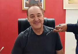 🇵🇾 Roberto González Vaesken (cartista) es candidato para el municipio de CDE, ex-gobernador de alto Paraná con denuncias de la Contraloría por un daño patrimonial de 688 millones de Gs. Parece que ser corrupto es un requisito en el movimiento de Horacio Cartes.