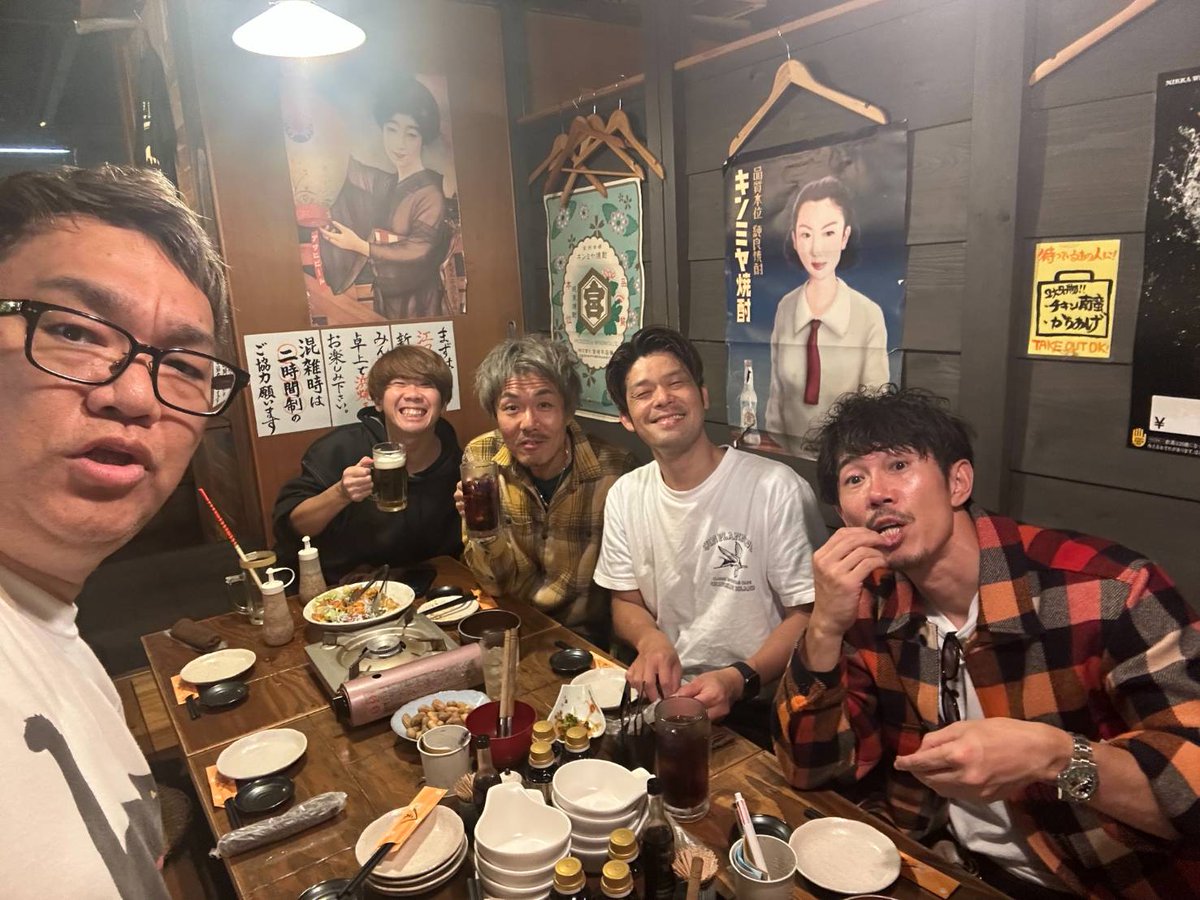 sskinpatu's tweet photo. トータルテンボスさん全国ツアー『半世紀』in鹿児島

鹿児島いいとこ～！撮影で桜島にもお邪魔しました！あと、キンボシあつひろの知名度が思ってた倍凄かったです！
明日は朝一鹿児島ゴルフ収録！くぅー！
お次は10/31北海道ですよー！ https://t.co/TrquMWBIGd