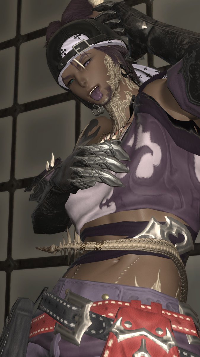 StarFurr's tweet photo. A moment of distraction.
#FFXIV #ffxivgpose #EorzeaPhotos https://t.co/u6pptJmPUH