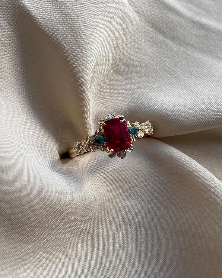 ᅠ ᅠ (@jewelgllow) on Twitter photo 